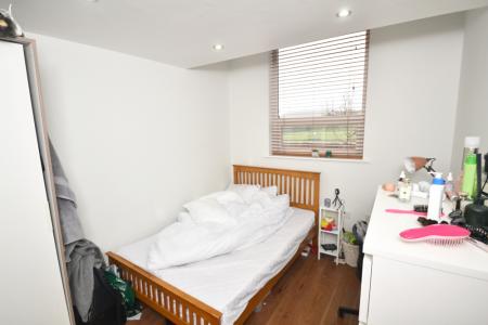 6 bedroom Detached house to let in Moseley Road, Fallowfield, Manchester, M14