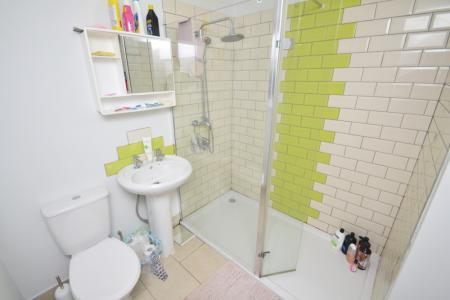 6 bedroom Detached house to let in Moseley Road, Fallowfield, Manchester, M14