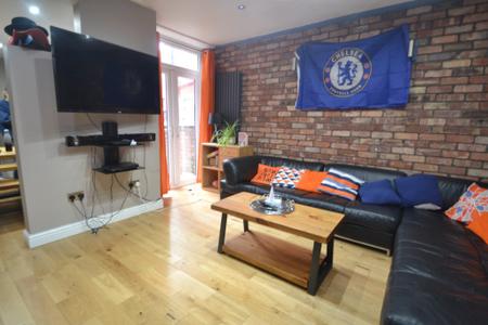 Moseley Road, Fallowfield, Manchester, M14