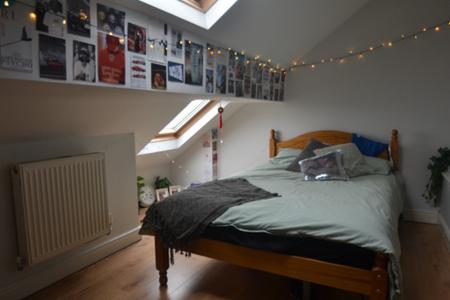 6 bedroom Terraced House to let in Moseley Road, Fallowfield, Manchester, M14