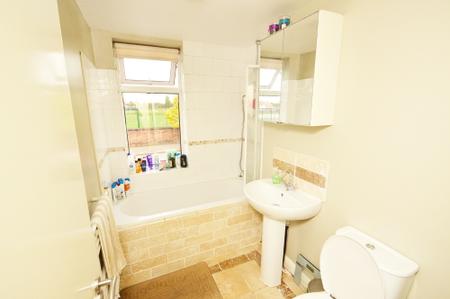 6 bedroom Terraced House to let in Moseley Road, Fallowfield, Manchester, M14