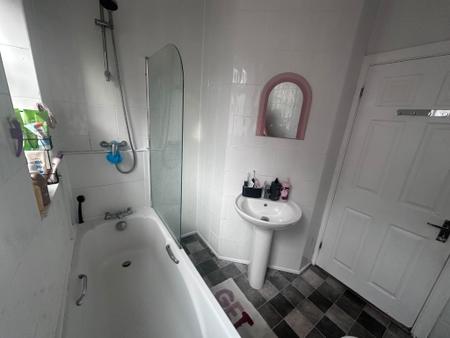 7 bedroom End of terrace house to let in Kingswood Road, Fallowfield, Manchester, M14