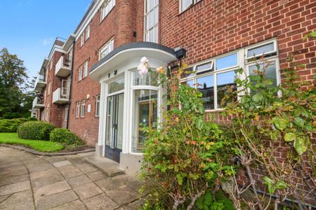 Wilmslow Road, Manchester, M14
