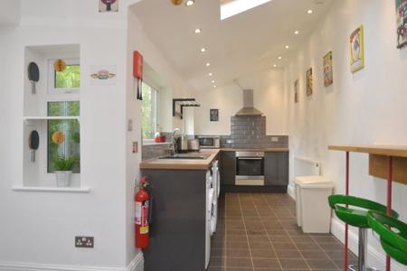 6 bedroom Semi-detached house to let in Scarsdale Road, Victoria Park, Manchester, M14
