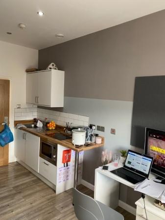 1 bedroom Studio flat to let in Abington Street, Town Centre, Northampton, NN1