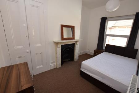 St Pauls Road, Semilong, Northampton, NN2