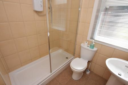 1 bedroom House share to let in St Pauls Road, Semilong, Northampton, NN2