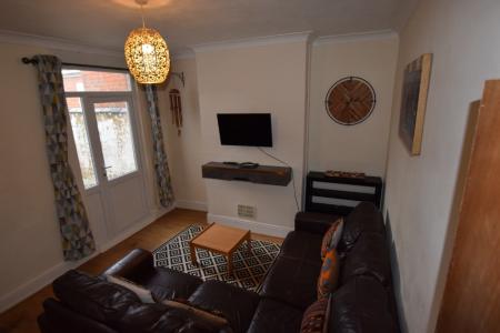 1 bedroom House share to let in Cecil Road, Kingsthorpe, Northampton, NN2