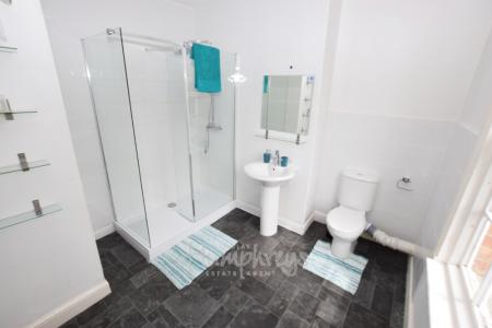 4 bedroom Terraced House to let in Marriott Street, Semilong, Northampton, NN2