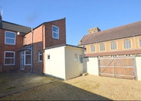 5 bedroom Semi-detached house to let in Purser Road, Abington, Northampton, NN1