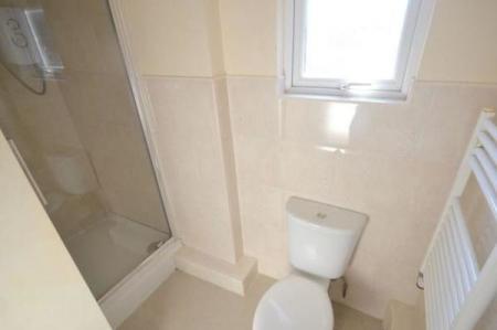 5 bedroom Semi-detached house to let in Purser Road, Abington, Northampton, NN1