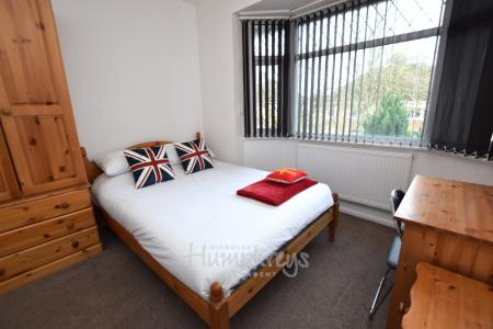 6 bedroom Terraced House to let in Winchester Road, Far Cotton, Northampton, NN4