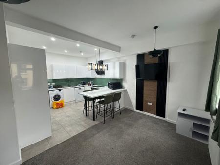 1 bedroom House share to let in Bridge Street, Town Centre, Northampton, NN1