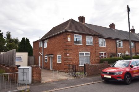 5 bedroom Semi-detached house to let in Langdale Road, Northampton, NN2