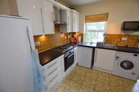 4 bedroom Semi-detached house to let in Henry Bird Way, Far Cotton, Northampton, NN4