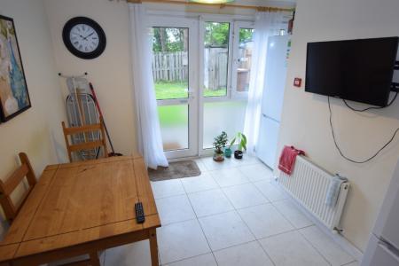 1 bedroom House share to let in Greatmeadow, Northampton, NN3
