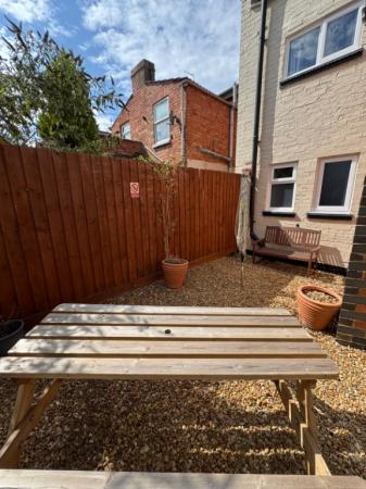 6 bedroom Terraced House for sale in Burns Street, Abington, Northampton, NN1