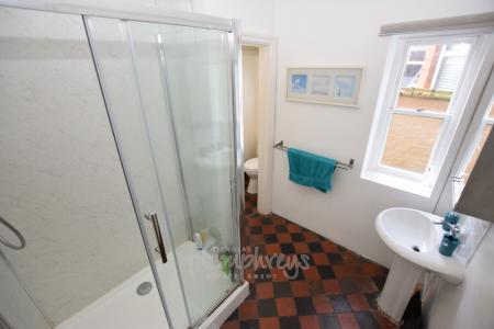 Colwyn Road, Abington, Northampton, NN1