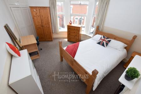 Monks Park Road, Abington, Northampton, NN1