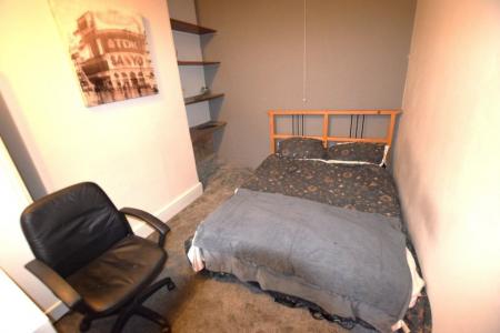 3 bedroom Terraced House to let in Stanhope Road, Kingsthorpe, Northampton, NN2