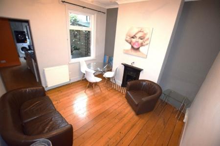 3 bedroom Terraced House to let in Stanhope Road, Kingsthorpe, Northampton, NN2