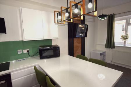 1 bedroom Flat share to let in Bridge Street, Town Centre, Northampton, NN1