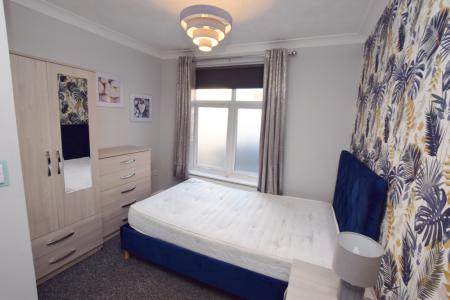 4 bedroom Terraced House to let in Denmark Road, Northampton, NN1