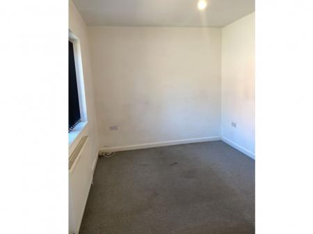 1 bedroom Apartment to let in Queen Eleanor Road, Far Cotton, Northampton, NN4