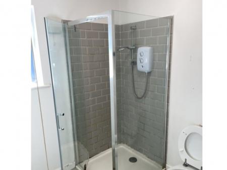 1 bedroom Apartment to let in Queen Eleanor Road, Far Cotton, Northampton, NN4