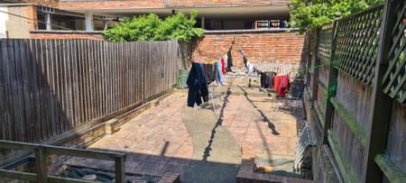 5 bedroom Terraced House to let in Talbot Road, Abington, Northampton, NN1
