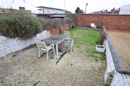 4 bedroom Terraced House for sale in Clarke Road, Abington, Northampton, NN1