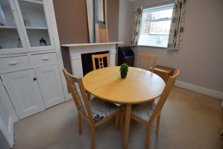 4 bedroom Terraced House for sale in Clarke Road, Abington, Northampton, NN1