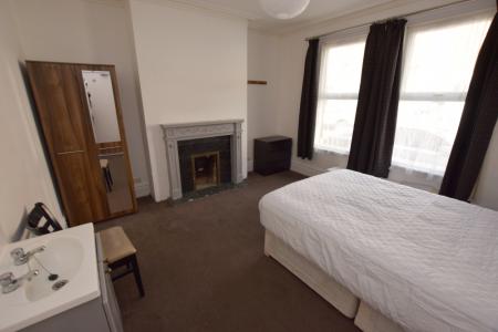 8 bedroom Terraced House for sale in St Pauls Road, Semilong, Northampton, NN2