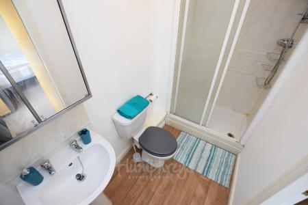 1 bedroom House share to let in West Cotton Close, Far Cotton, Northampton, NN4