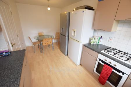 1 bedroom House share to let in West Cotton Close, Far Cotton, Northampton, NN4