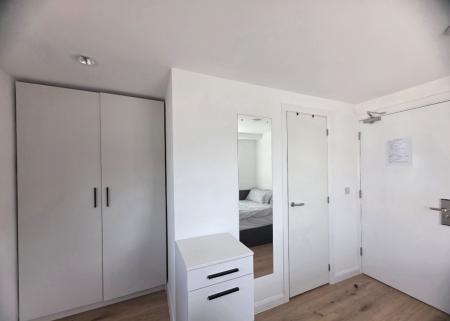 1 bedroom Flat share to let in Kettering Road, Town Centre, Northampton, NN1