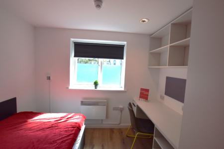 1 bedroom Flat share to let in Kettering Road, Town Centre, Northampton, NN1