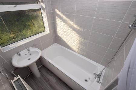 1 bedroom House share to let in Overstone Road, Town Centre, Northampton, NN1