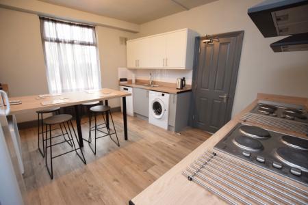 1 bedroom Terraced House to let in Victoria Promenade, Northampton, NN1