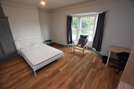 1 bedroom Terraced House to let in Victoria Promenade, Town Centre, Northampton, NN1