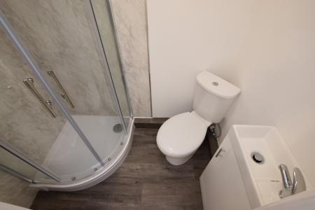 1 bedroom Terraced House to let in West Cotton Close, Far Cotton, Northampton, NN4
