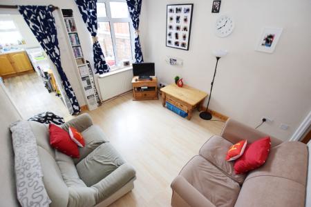 1 bedroom Terraced House to let in Lincoln Street, Northampton, NN2