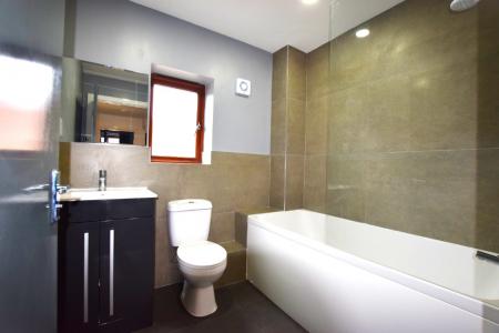 4 bedroom Town house to let in Standside, St James, Northampton, NN5