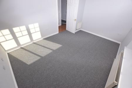 2 bedroom Flat to let in Beckets View, Abington, Northampton, NN1