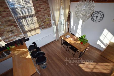 1 bedroom Flat share to let in Margaret Street, Northampton, NN1