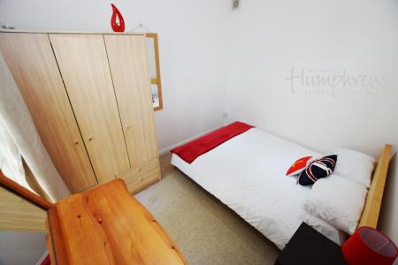 1 bedroom Flat share to let in Margaret Street, Northampton, NN1