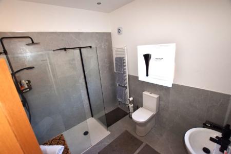 1 bedroom House share to let in Washington Street, Kingsthorpe, Northampton, NN2