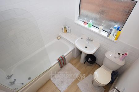 1 bedroom House share to let in Birchfield Road, Abington, Northampton, NN1