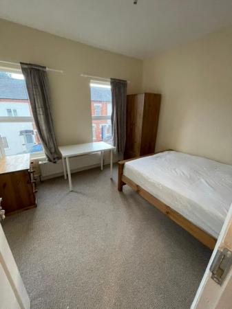 Euston Road, Far Cotton, Northampton, NN4