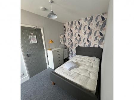 1 bedroom House share to let in Burns Street, Abington, Northampton, NN1